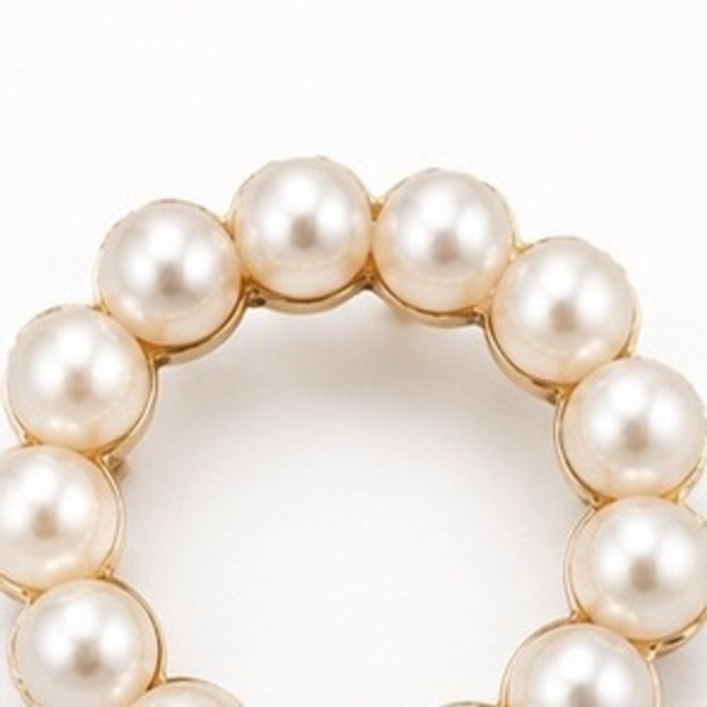 Gold Tone Faux Pearl Wreath Circle Brooch Pin Elegant Classic sophisticated - Picture 6 of 8